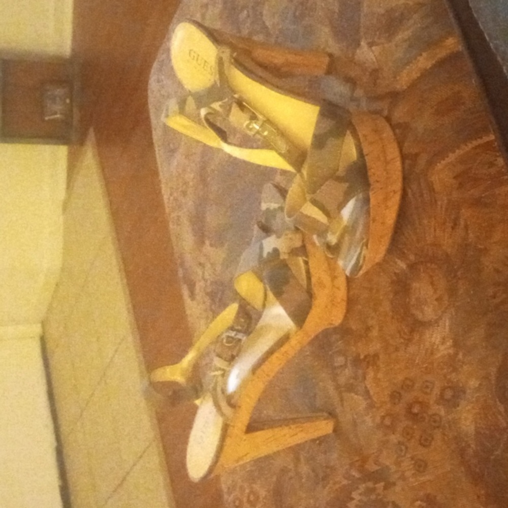 Army Wedge heels